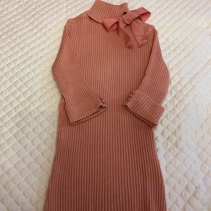 Bebe 3/4 sleeve bow tie turtleneck in pink!!!